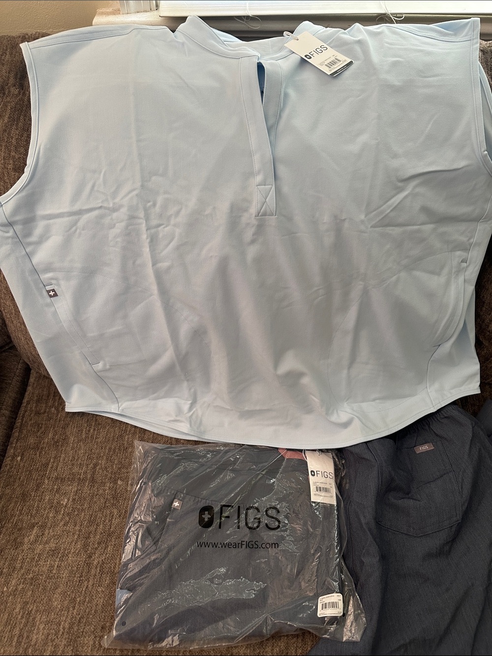 FIGS jogger scrubs w/ top  Light Blue Performance Polo 3 pieces